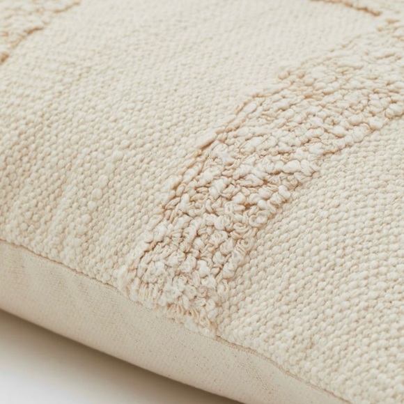 H&M Cotton cream cushion cover - Picture 2 of 2